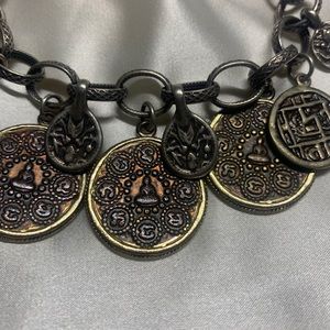 Medallion charm bracelet